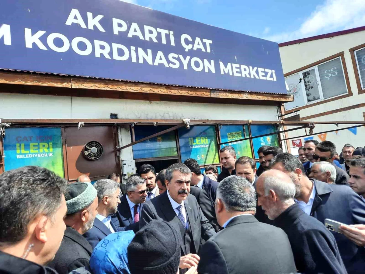 Milli Eğitim Bakanı Erzurum\'da SKM\'yi ziyaret etti