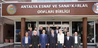 Özdemir Manavoğlu, AESOB'u ziyaret etti