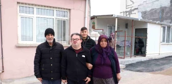 Down Sendromlu Bilal Büyük, Malatya'da gönüllü muhtarlık için sahaya çıktı