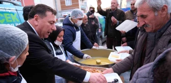 Özkan Alp, 71 Evler Mahallesinde İftar Programı Düzenledi