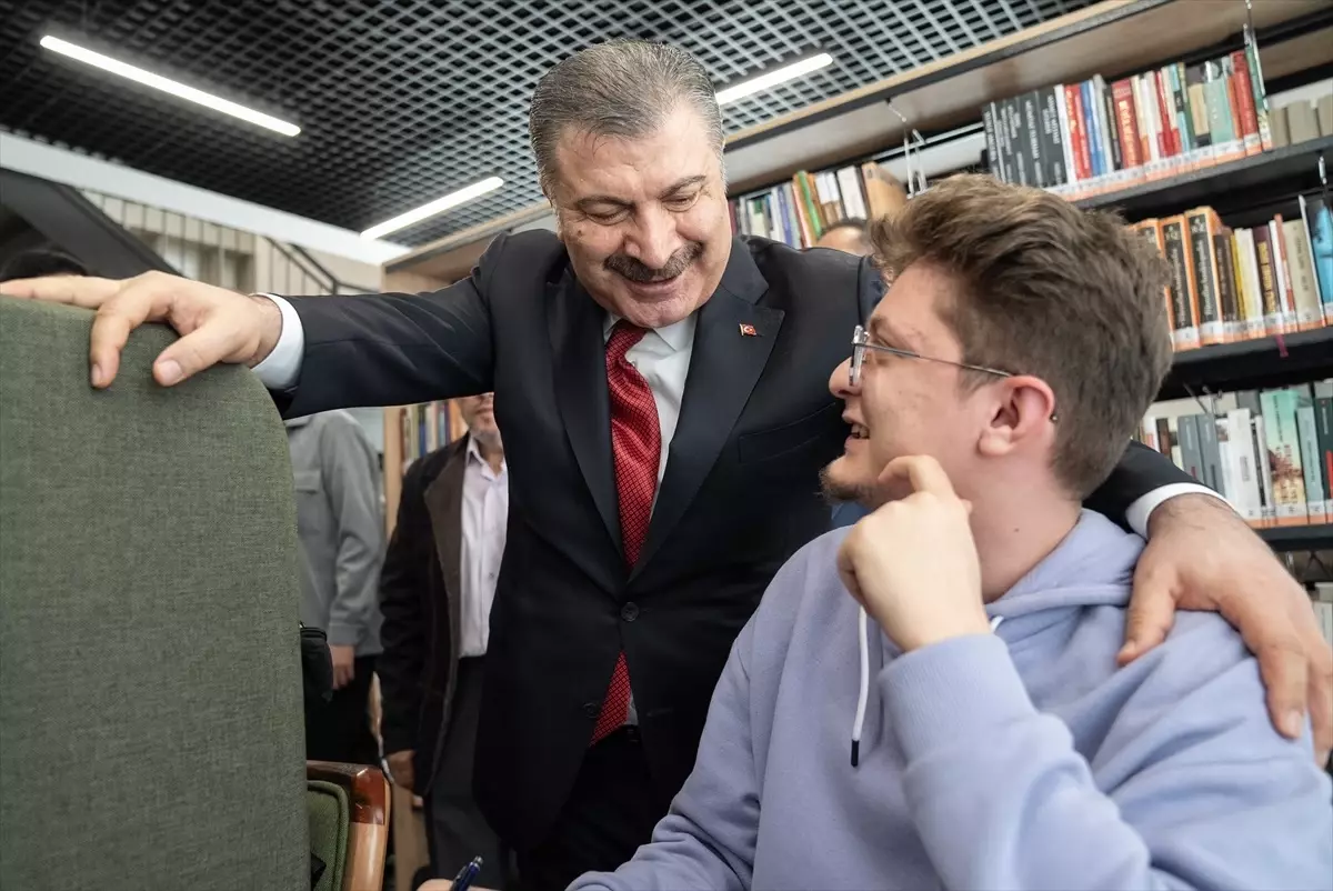 Sağlık Bakanı Koca: Lösemi hastalarının yatak talebi gündemde tutuluyor