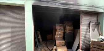 Samsun'da depo olarak kullanılan iş yerinde çıkan yangında maddi zarar oluştu
