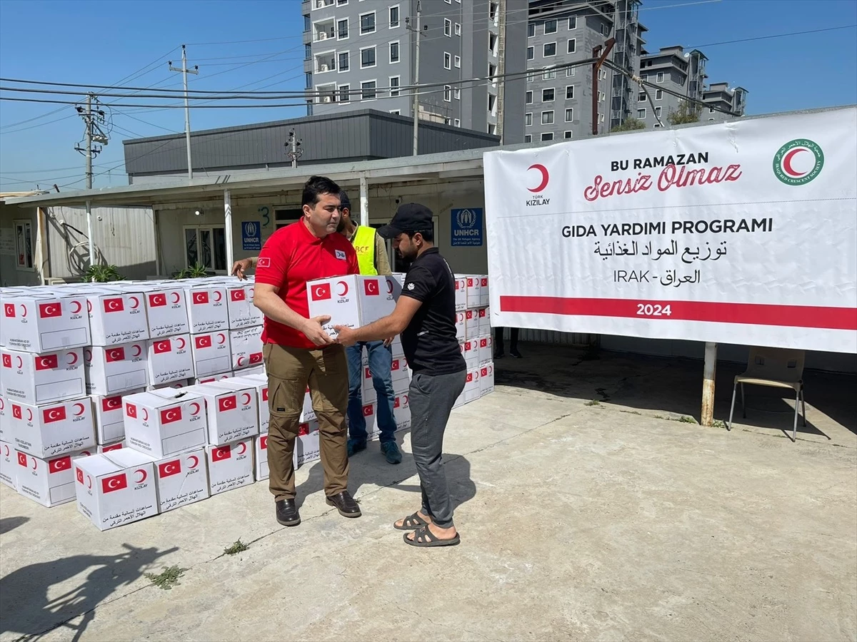 Türk Kızılayı, Irak\'ta yerinden edilmiş ailelere yardım sağlıyor