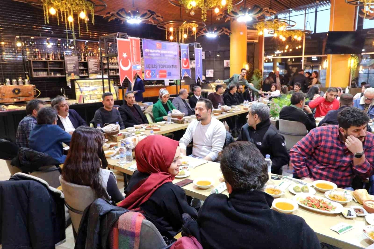 Ağrı İl Milli Eğitim Müdürü, Halk Eğitim Merkezi çalışanlarıyla iftar yemeğinde buluştu