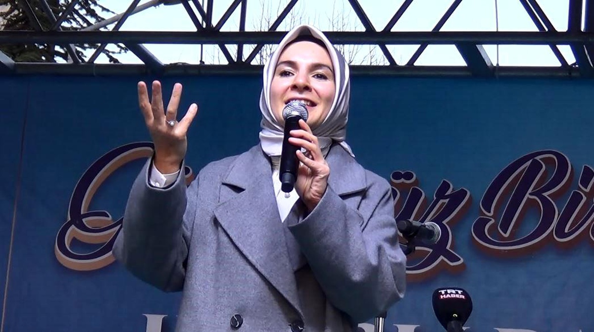 Aile ve Sosyal Politikalar Bakanı Tekirdağ\'da sokak iftarına katıldı
