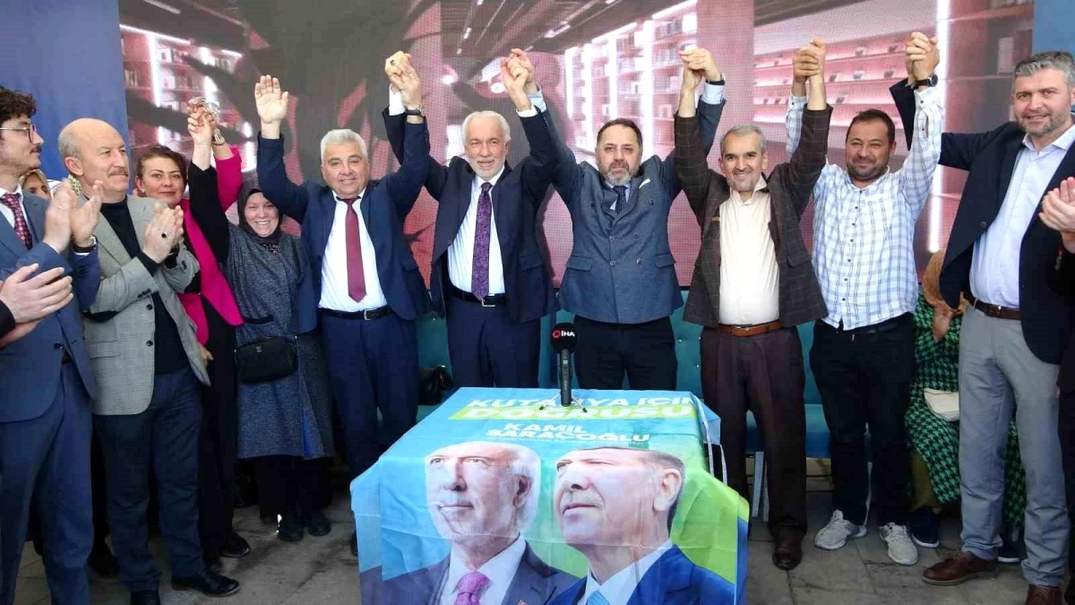 BBP Kütahya İl Başkanı Mustafa Gökdere, AK Parti Belediye Başkan Adayı Kamil Saraçoğlu\'nu destekleyeceklerini açıkladı