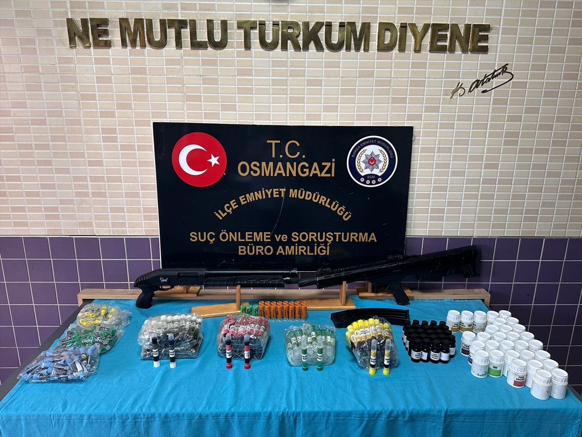 Bursa\'da Sahte Alkol Operasyonunda 2 Şüpheli Gözaltına Alındı