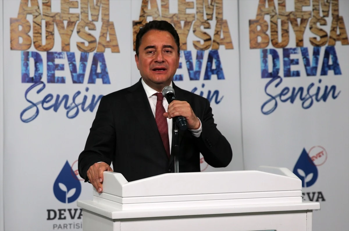 DEVA Partisi Genel Başkanı Ali Babacan Bitlis\'te iftar programına katıldı