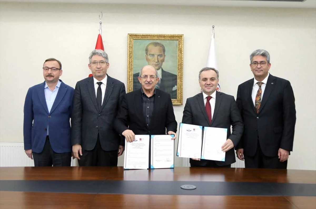 ERÜ ve TÜZDEV Arasında Akademik İş Birliği Protokolü İmzalandı