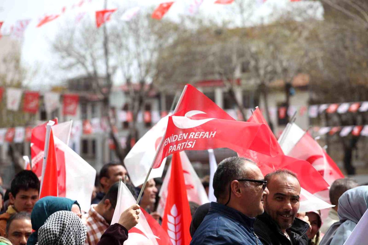 Yeniden Refah Partisi 1 Milyon Üyeye Doğru İlerliyor