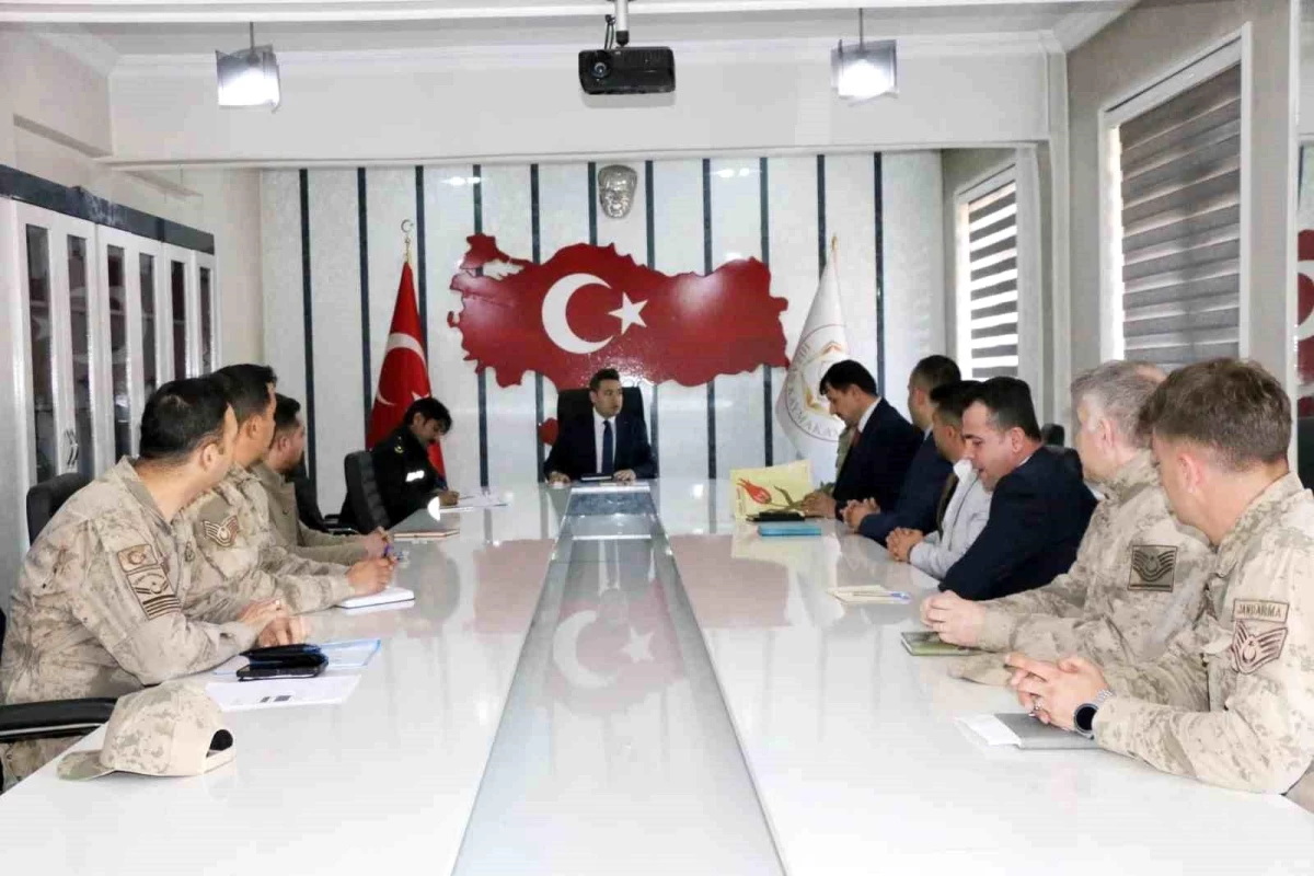 Bitlis Hizan\'da Seçim Güvenliği Toplantısı Yapıldı