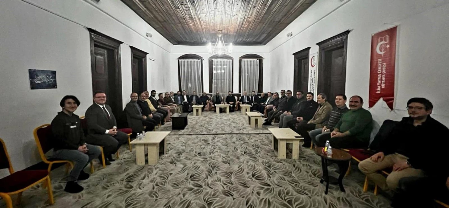 AK Parti Kütahya Belediye Başkan Adayı Kamil Saraçoğlu STK\'larla Buluştu
