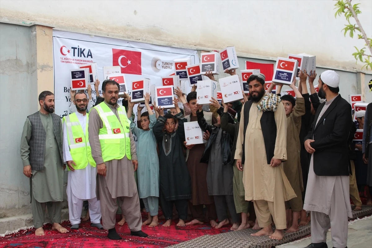 TİKA, Afganistan\'daki yetimhanelerde iftar programı düzenledi