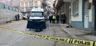 Gaziantep'te yaşlı adamın geri manevra yapan işçi servisinin altında kalarak ölmesi