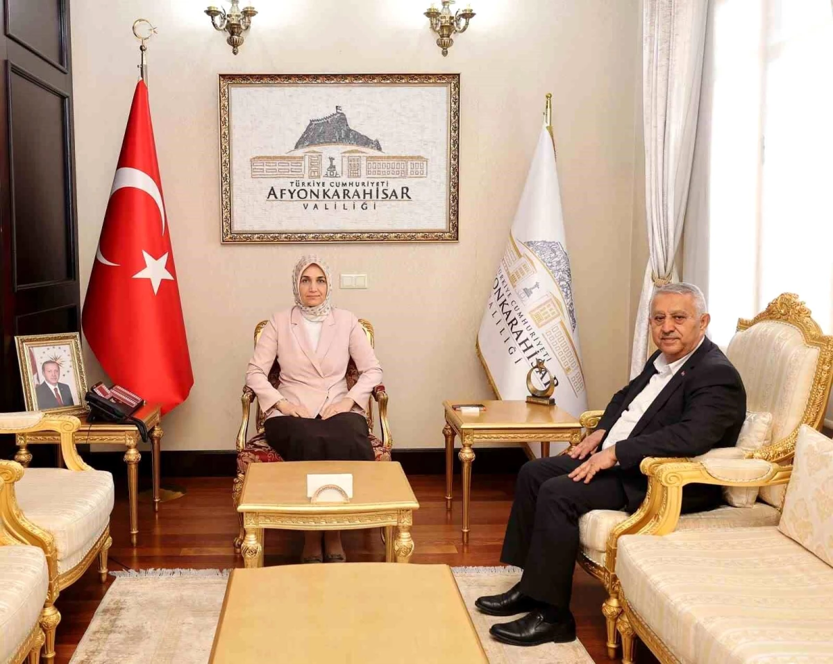 Belediye Başkanı Mehmet Zeybek Görev Süresi Sonunda Teşekkür Ziyaretlerinde Bulundu