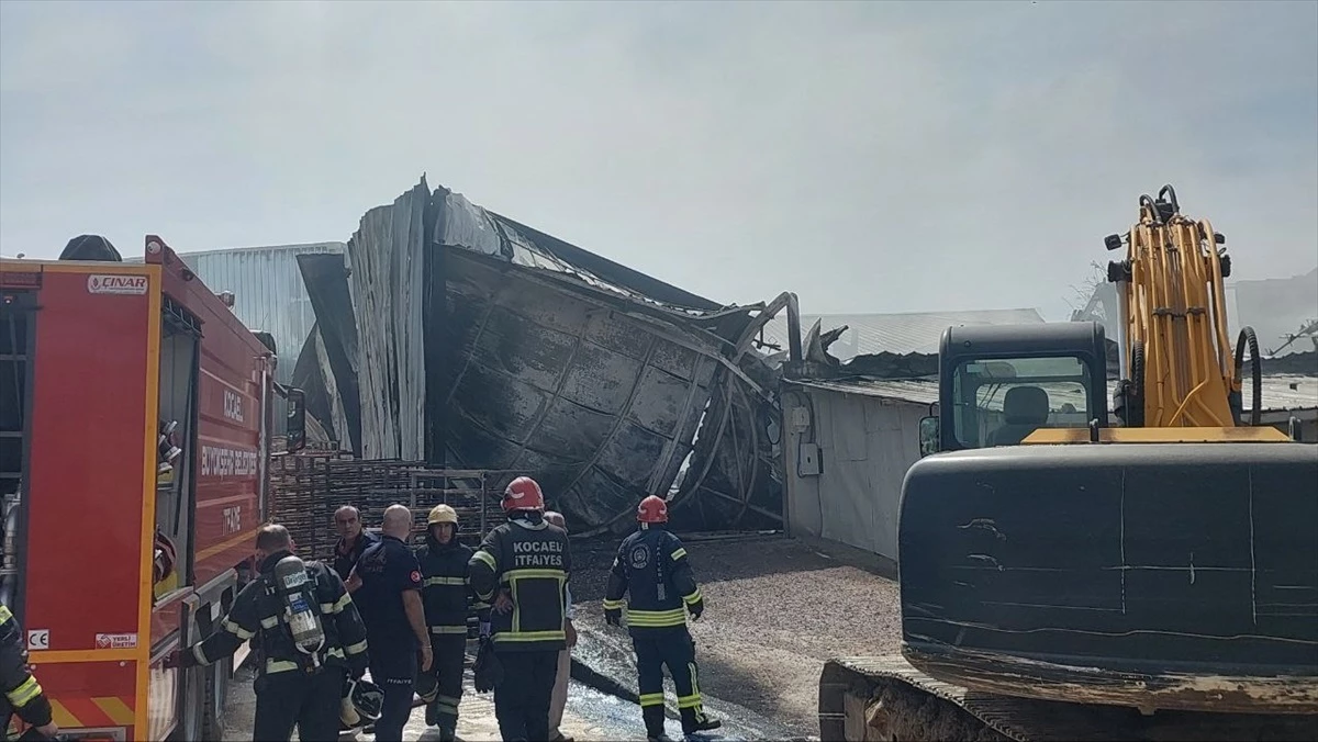 Gebze\'deki bir fabrikada çıkan yangın hasara yol açtı