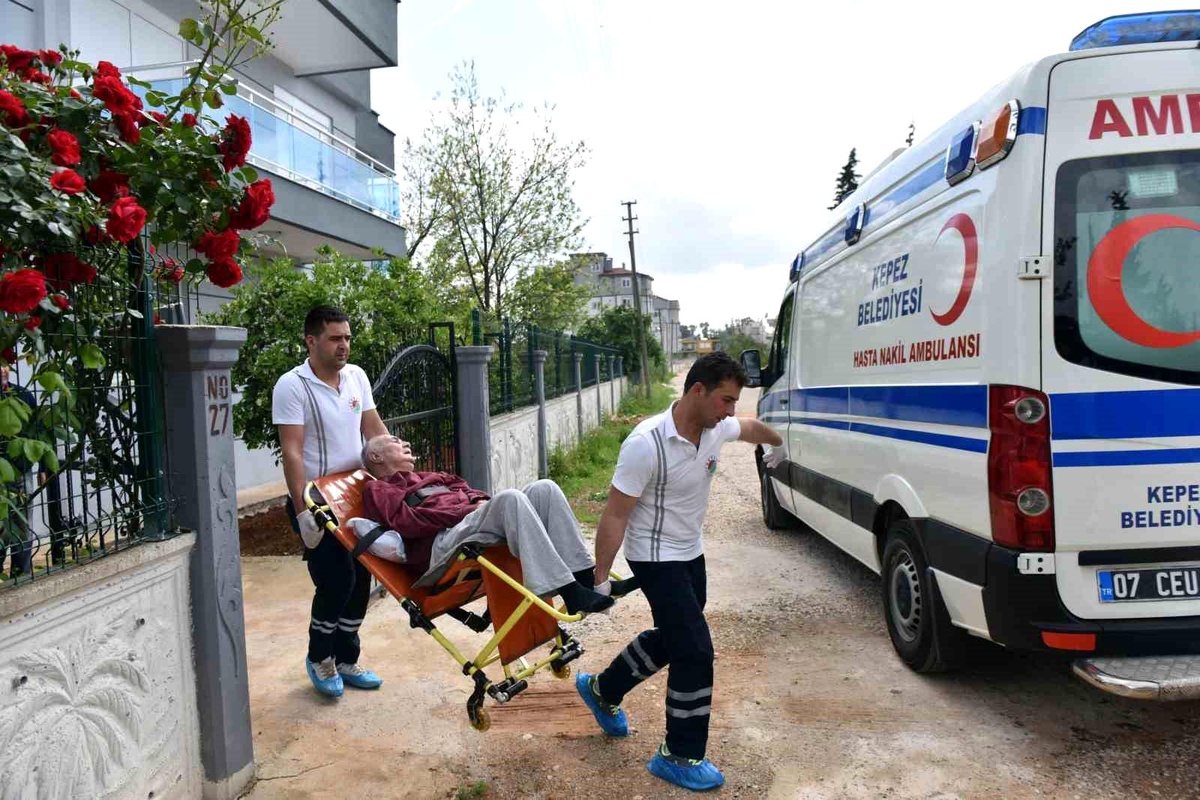 Kepez Belediyesi Evde Sağlık Hizmetleri, Yerel Seçimlerde Oy Kullanmak İsteyen Vatandaşlara Yardımcı Olacak