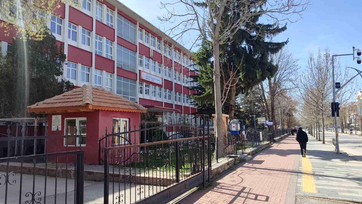 Kırşehir\'de Mahalli İdareler Seçimleri Yarın Yapılacak