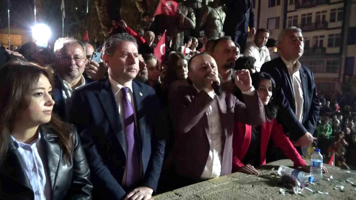 CHP\'den Amasya Belediye Başkanı Seçilen Turgay Sevindi Kutlamalarla Karşılandı