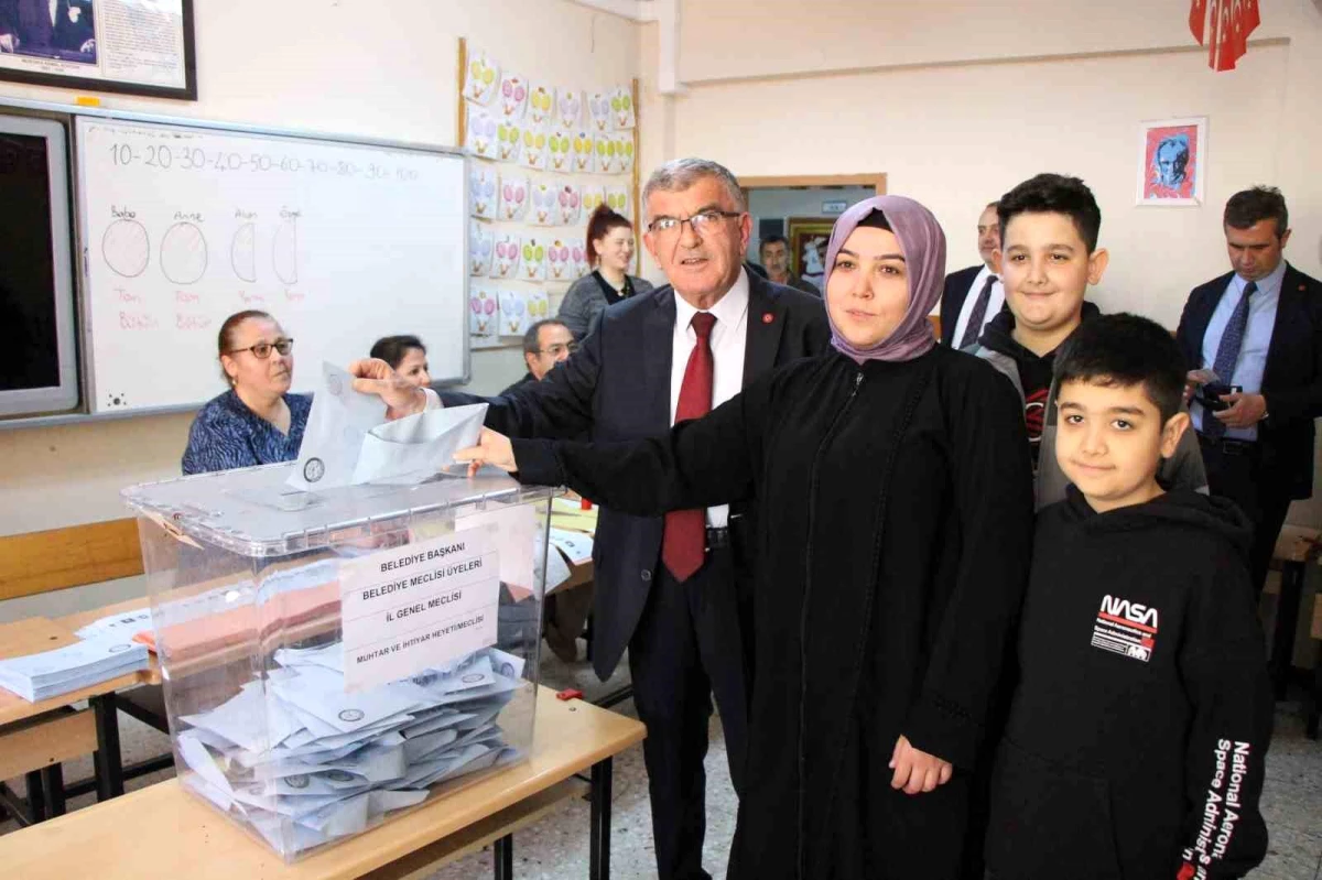 Amasya\'da Mahalli İdareler Genel Seçimleri için yoğun katılım