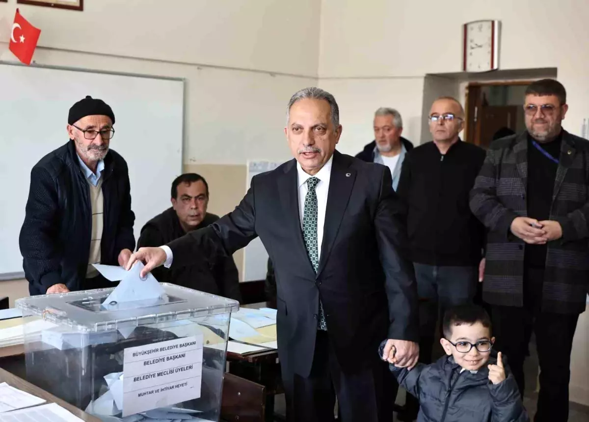 Talas Belediye Başkanı Mustafa Yalçın Seçimler Hakkında Konuştu