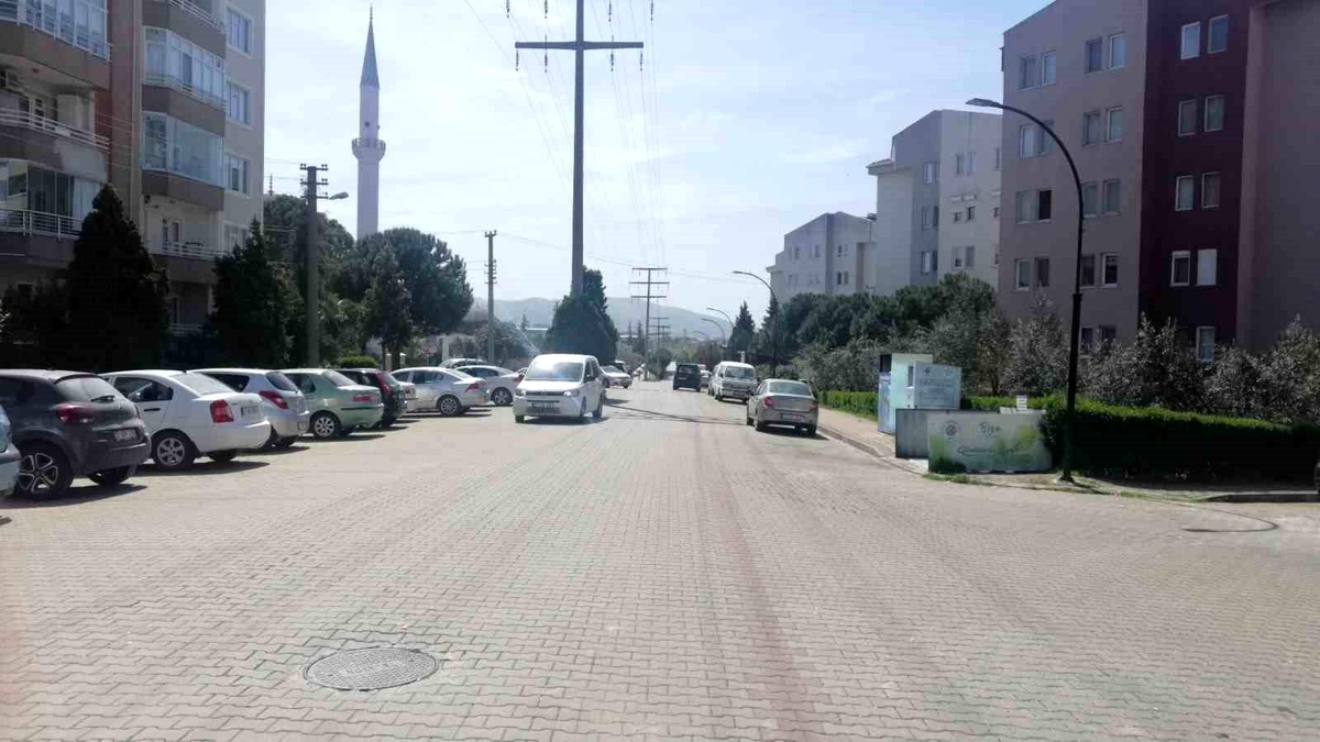 Çanakkale\'nin Biga ilçesinde 3.5 büyüklüğünde deprem meydana geldi