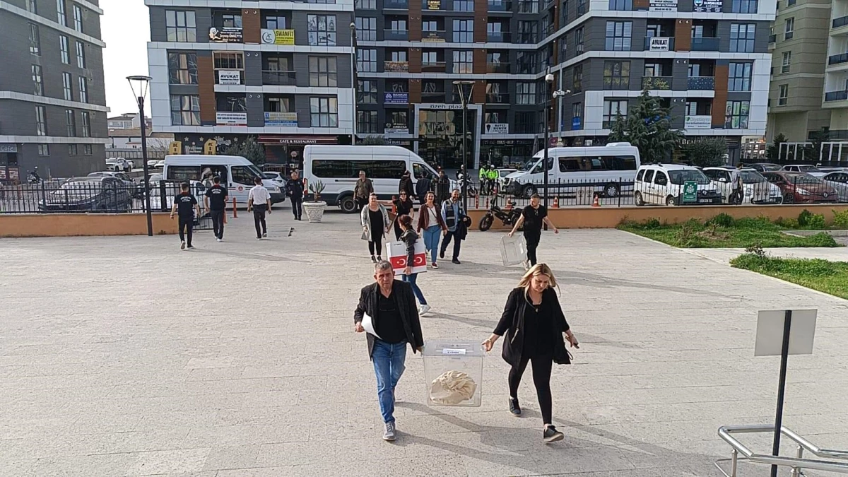 Edirne\'de Oy Torbaları İl Seçim Kuruluna Getiriliyor