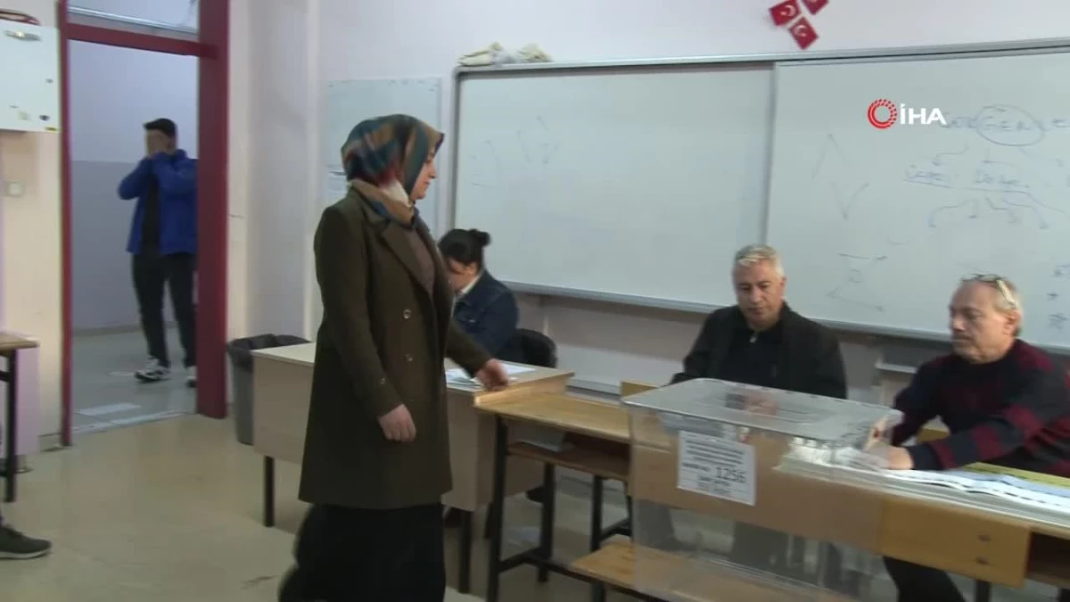 Gaziantep\'te oy kullanma işlemi başladı