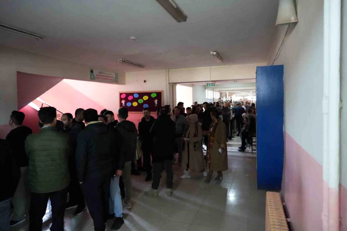 Iğdır\'da Mahalli İdareler Genel Seçimleri için oy verme işlemi başladı