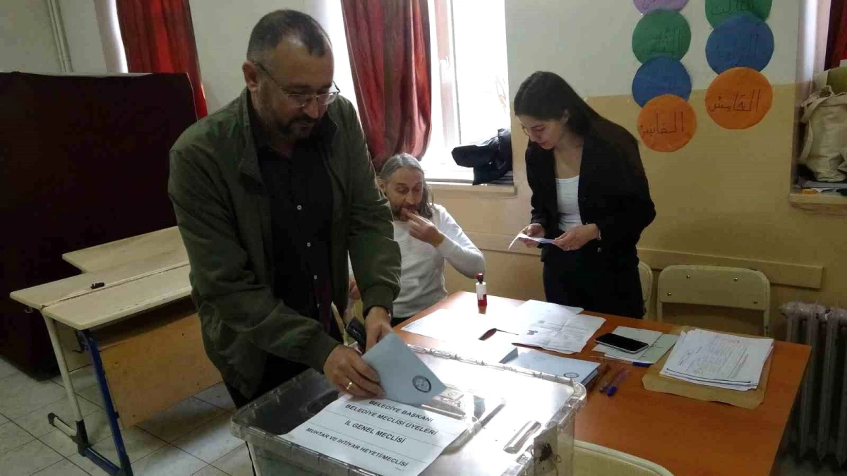 Isparta\'da yerel seçimler başladı