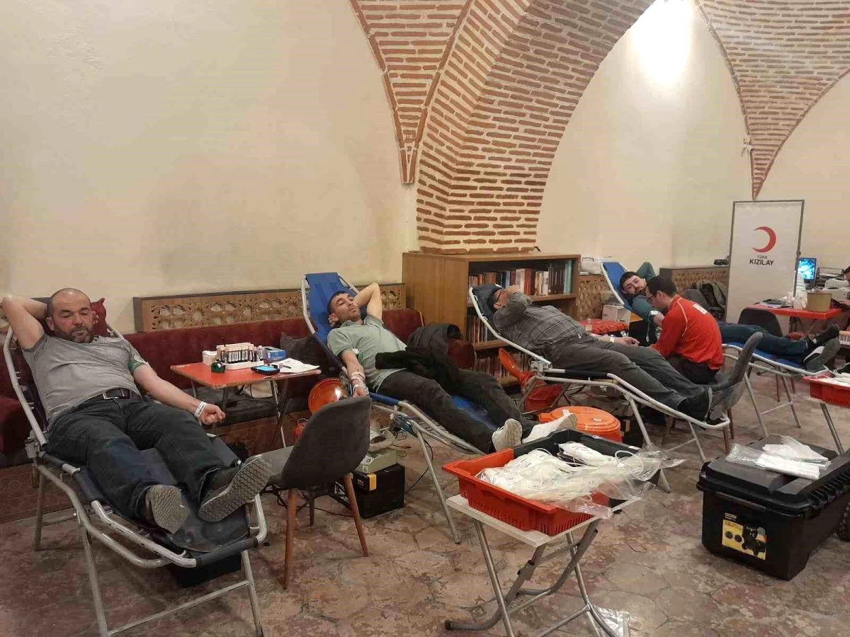 Konya\'da Kızılay tarafından kan bağışı kampanyası düzenlendi
