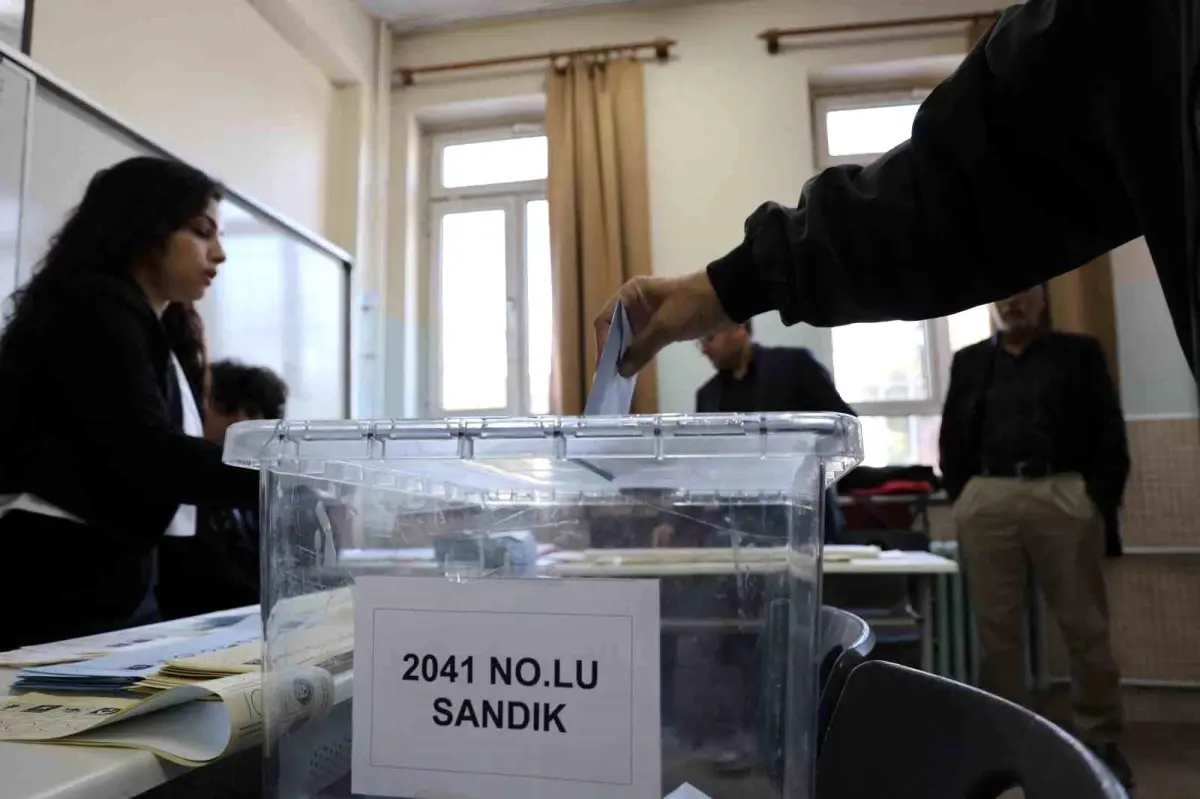 Konya\'da Vatandaşlar Mahalli İdareler Seçimleri İçin Sandık Başına Gitti