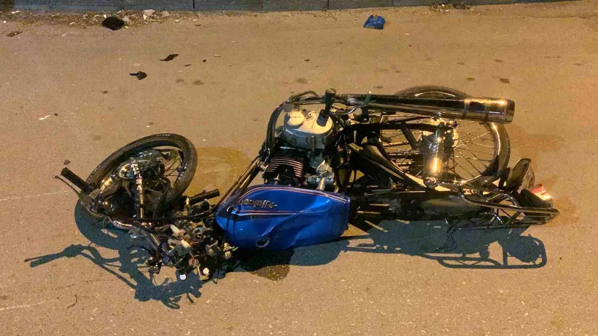 Karaman\'da motosiklet sürücüsü otomobil ile çarpışarak hayatını kaybetti