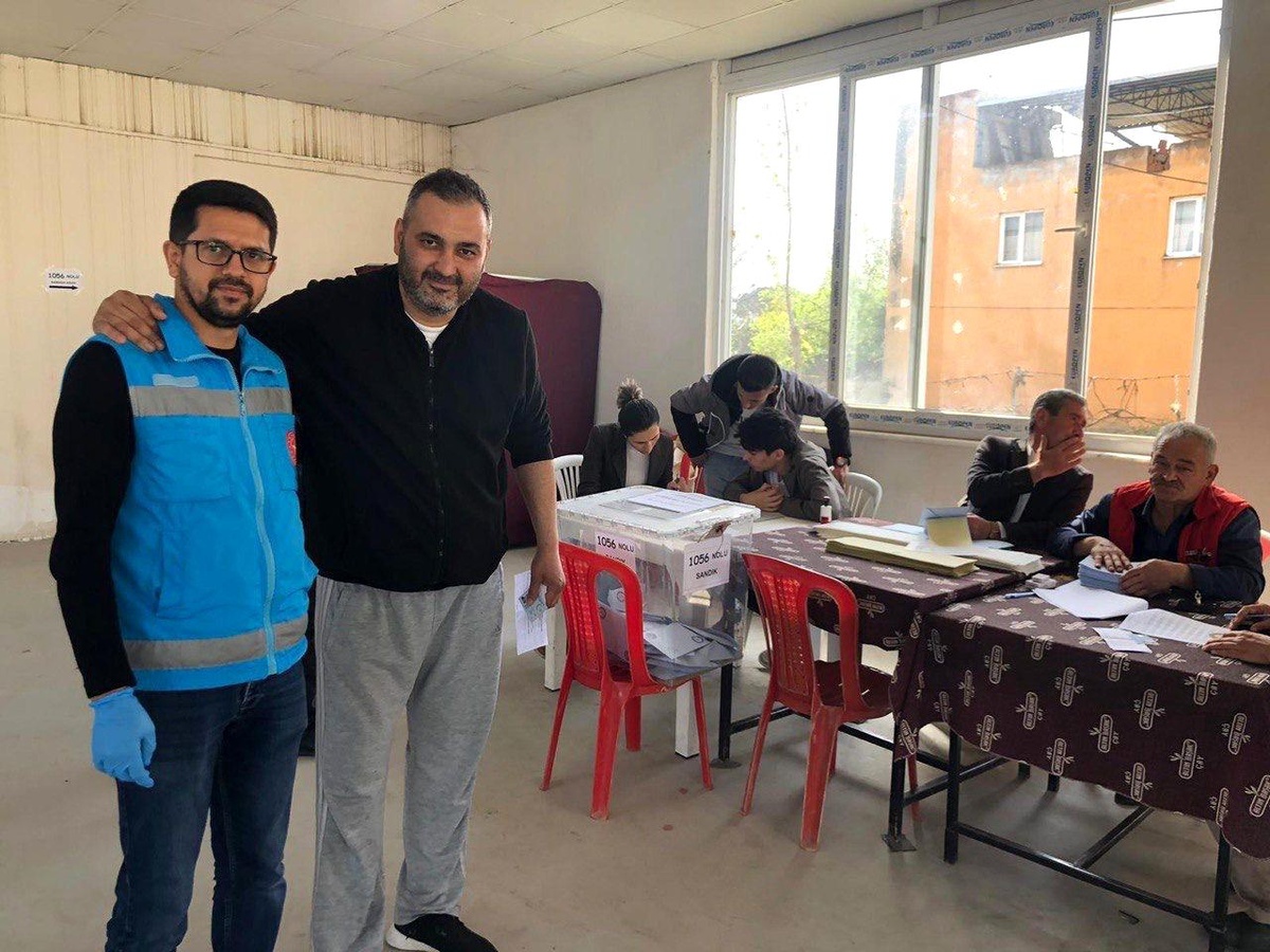 Aydın\'da hastaların oy kullanabilmesi için sağlık personeli seferber oldu