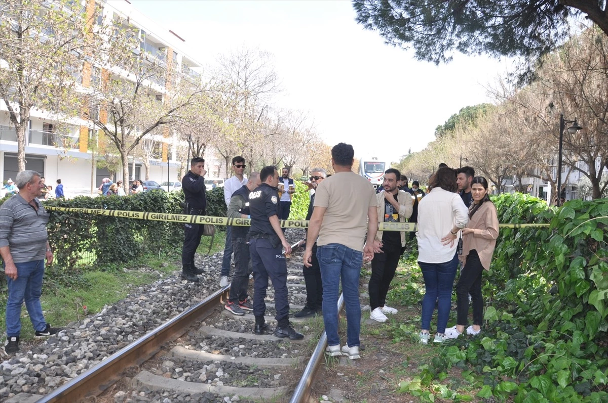 Salihli\'de tren kazası: Kadın hayatını kaybetti