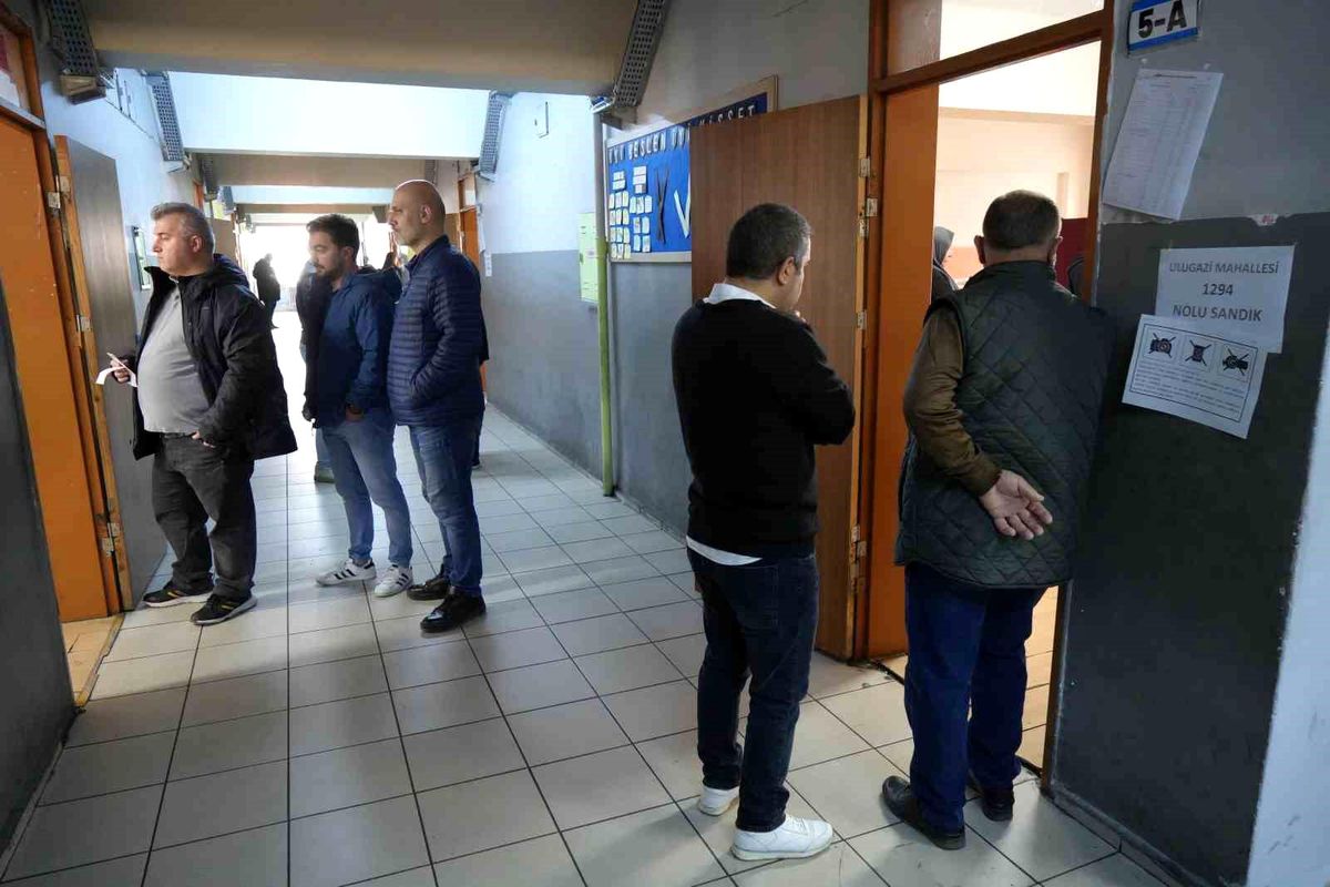 Samsun\'da 3 Bin 656 Sandıkta Oy Kullanma İşlemi Başladı