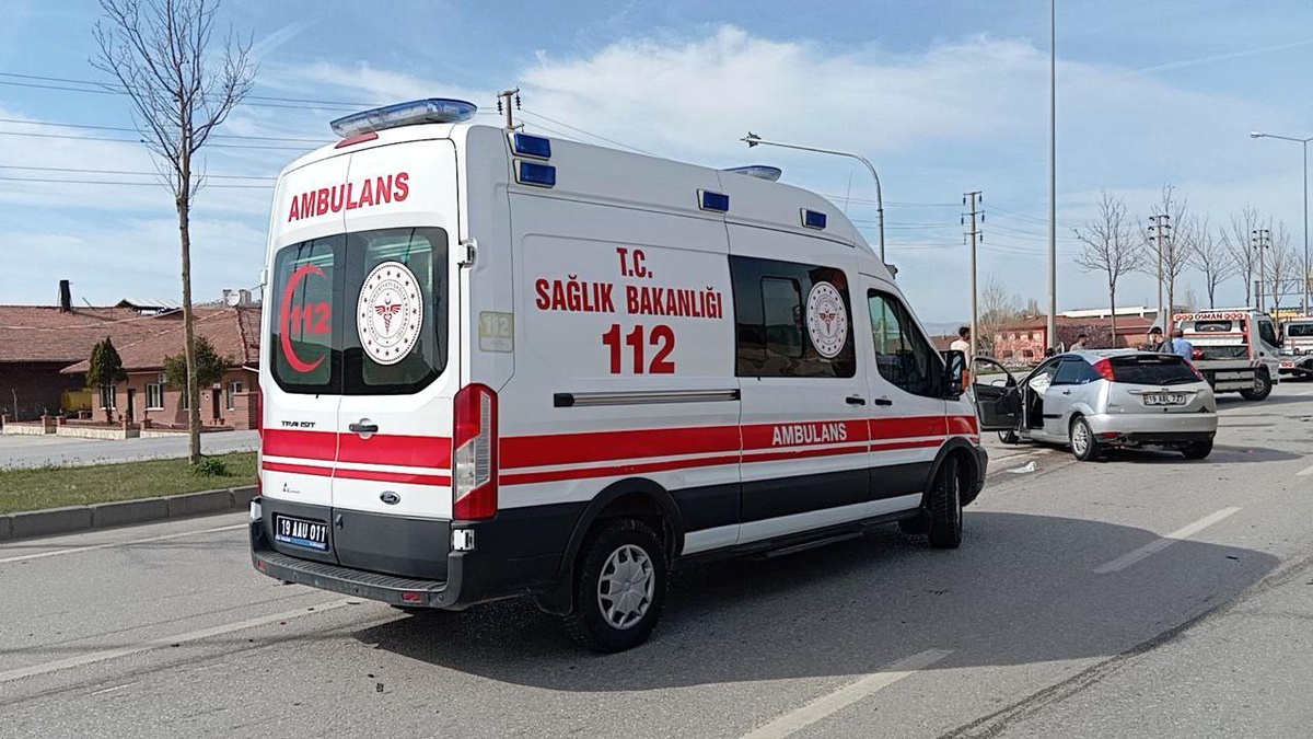 Çorum\'da Trafik Kazası: 1 Yaralı