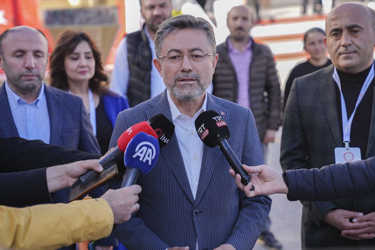 Tarım ve Orman Bakanı İbrahim Yumaklı, oyunu başkentte kullandı