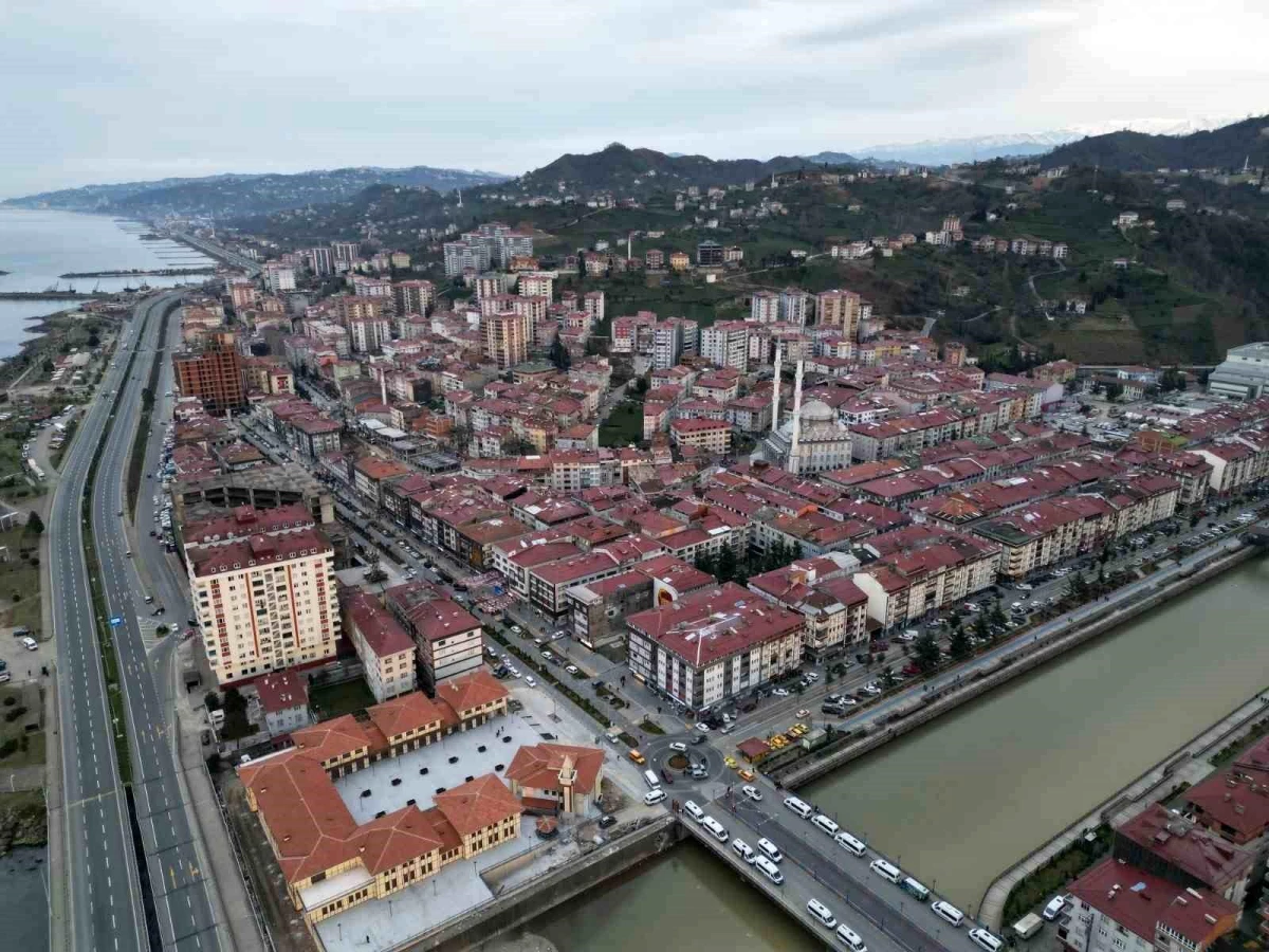Trabzon\'un Of ilçesinde 150 yıllık belediye başkanlığı geleneği devam ediyor