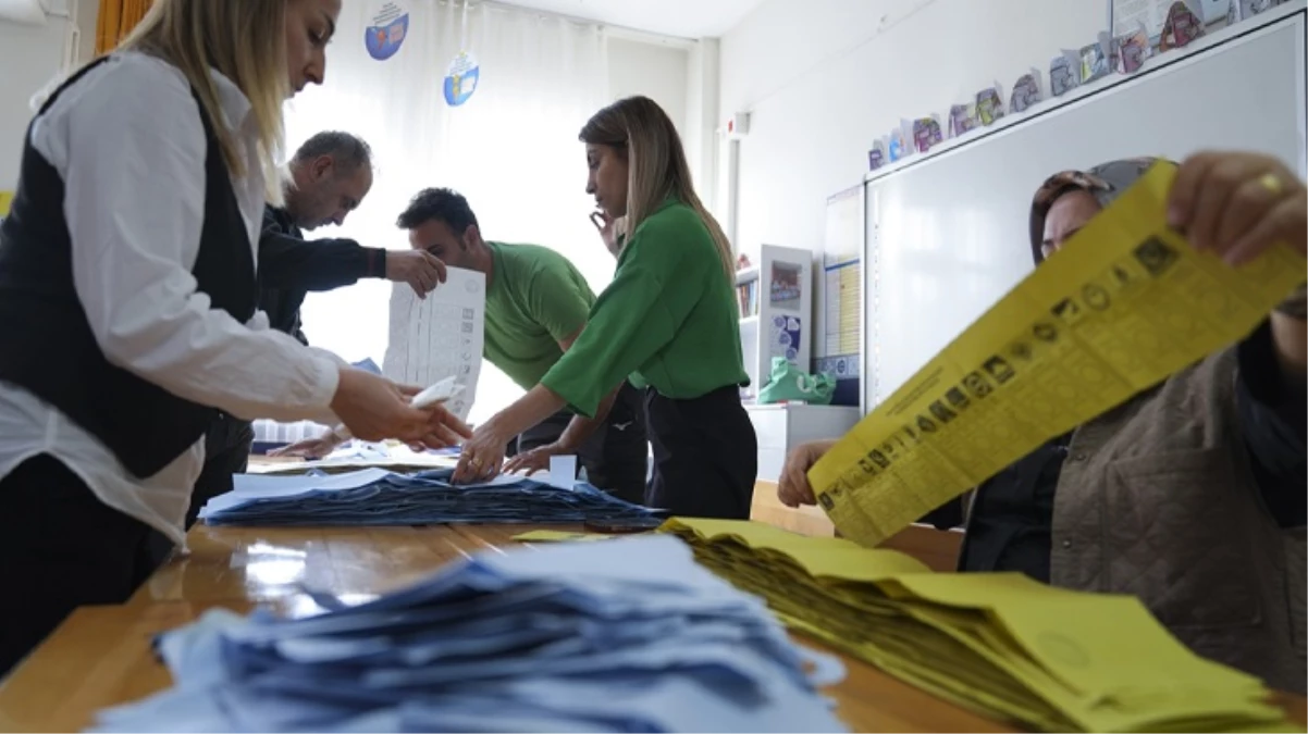 AK Parti\'nin 1 oyla kazandığı Isparta\'nın Aksu ilçesinde CHP sandıklara itiraz etti