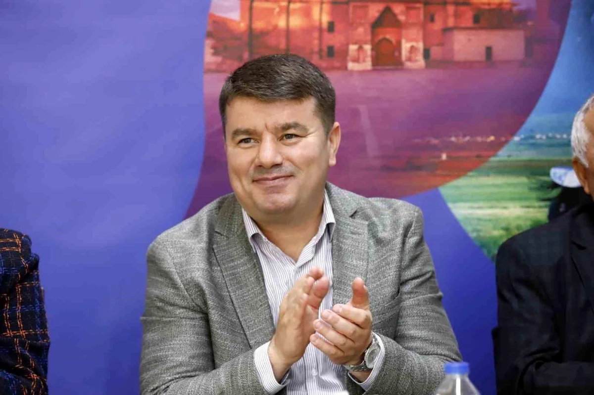Aksaray Belediye Başkanı Evren Dinçer, 31 Mart Mahalli İdareler Seçimlerinde tekrar seçildi