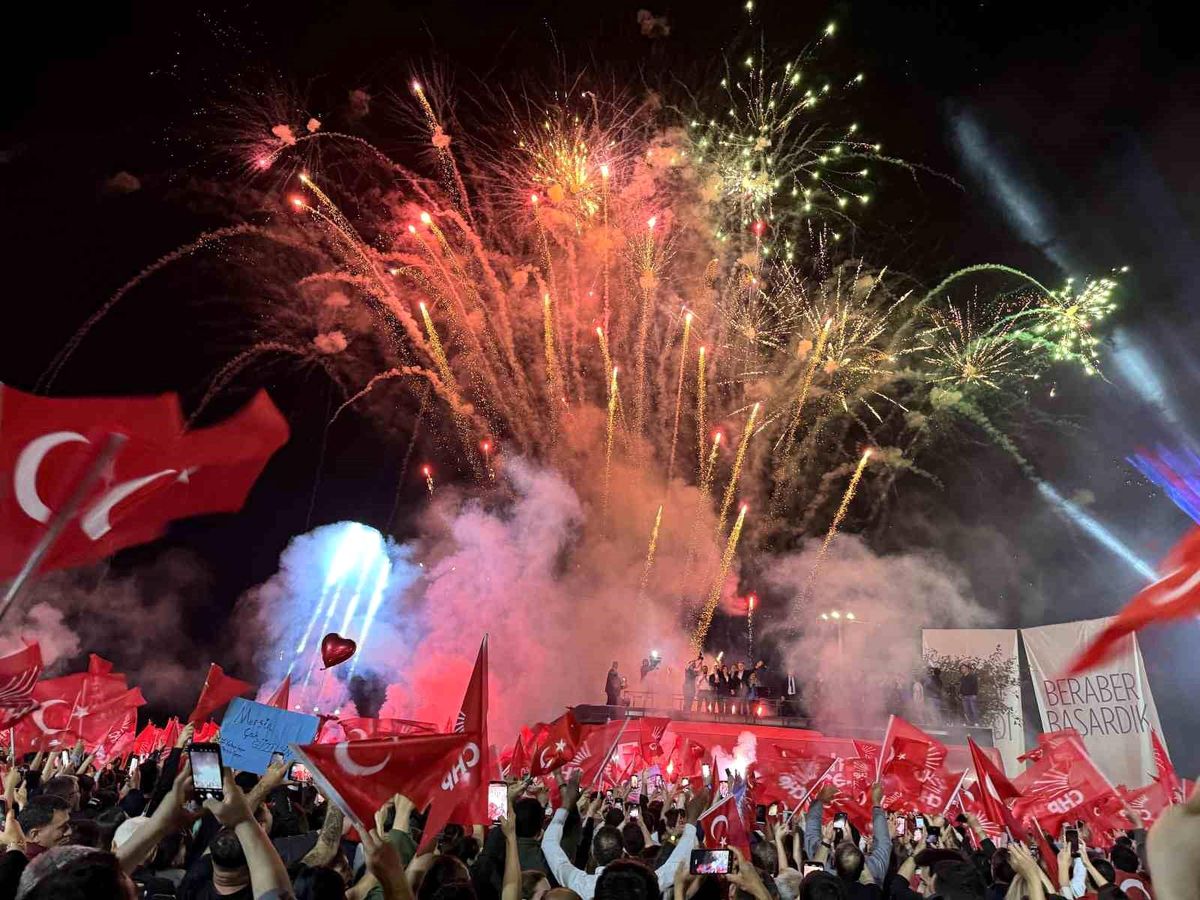 Vahap Seçer: İkinci dönemde Mersin şahlanacak