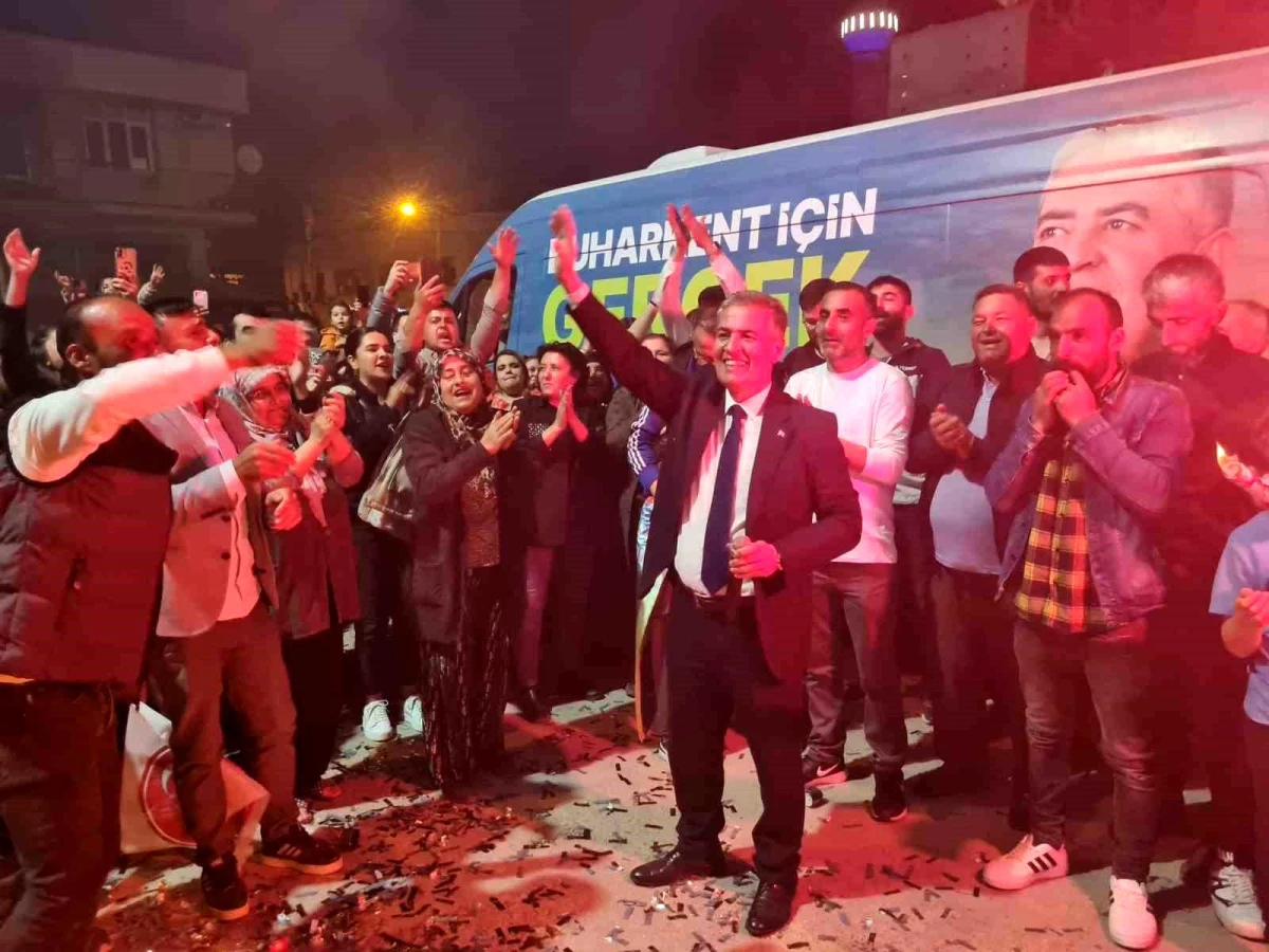 Aydın\'ın Buharkent ilçesinde AK Partili Mehmet Erol seçimi kazandı