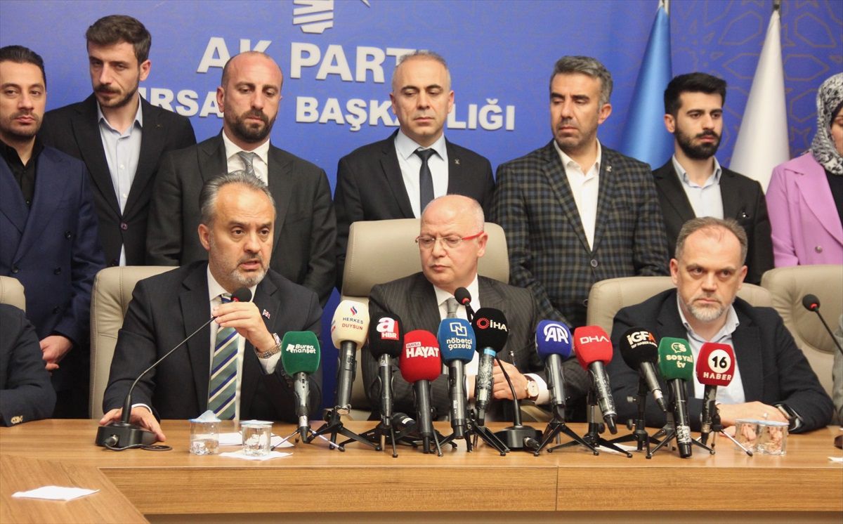Bursa Büyükşehir Belediye Başkanı Alinur Aktaş, geride tertemiz bir belediye bıraktığını belirtti