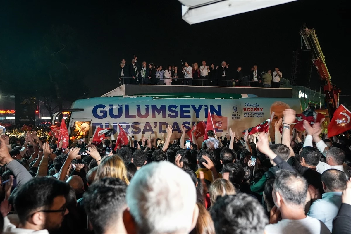 CHP\'nin adayı Mustafa Bozbey, Bursa Büyükşehir Belediye Başkanlığını kazandı