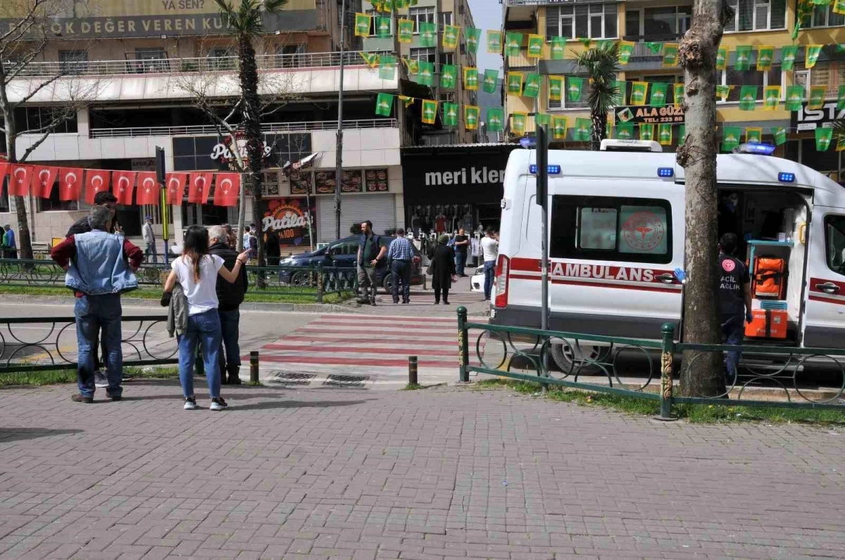 Bursa\'da Yaya Geçidinde Kaza: Anne Hayatını Kaybetti, Çocuklar Yaralandı
