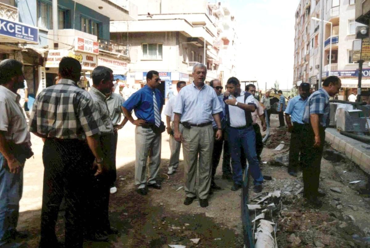 İzmir\'de CHP, 5. dönemdir seçim galibiyeti yaşıyor