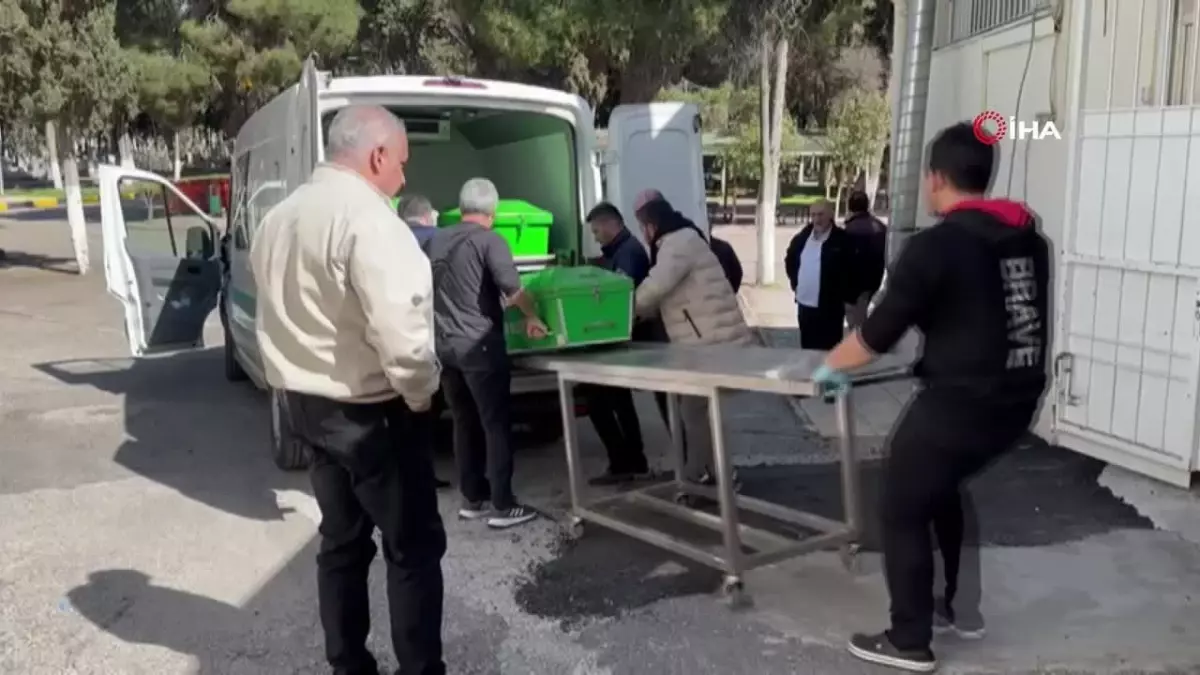 Gaziantep\'te otomobilin çarptığı motosikletteki genç hayatını kaybetti