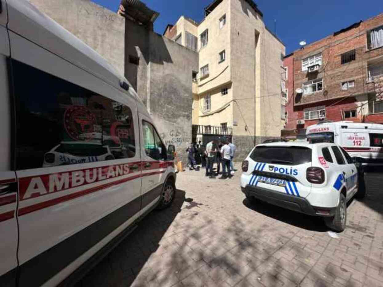 Karısını ve birlikte yaşadığı adamı öldürerek kayıplara karıştı Karısını ve birlikte yaşadığı adamı öldürerek kayıplara karıştı