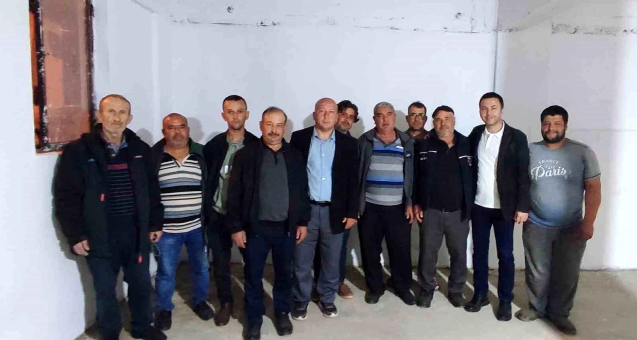 İlyasdere Mahallesi\'nin mevcut muhtarı Tuncay Öztürk yeniden seçildi